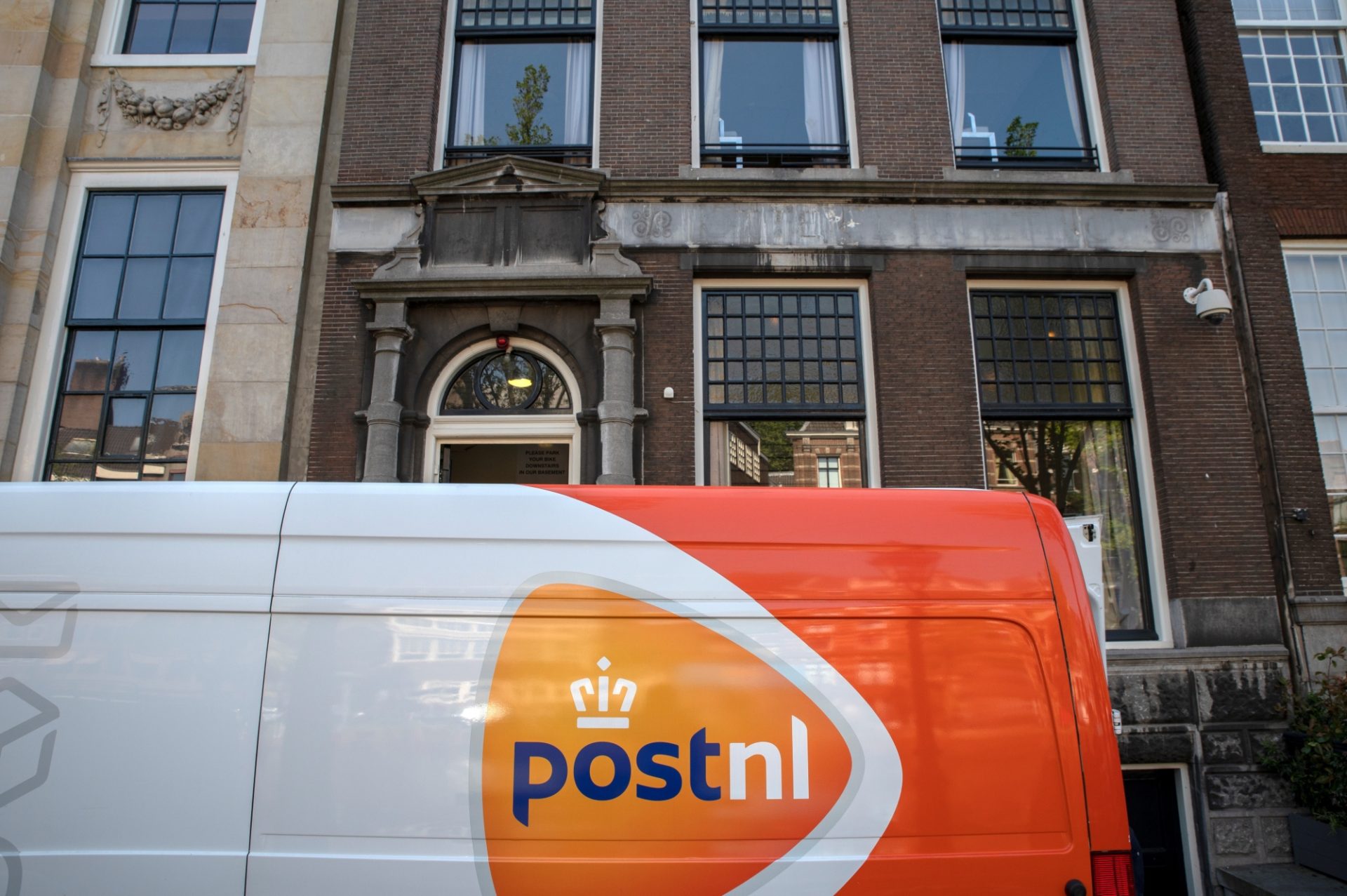 Post NL out of home delivery network